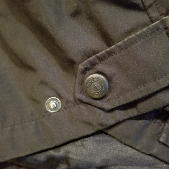 Impermeable jacket - Picture 5 of 7